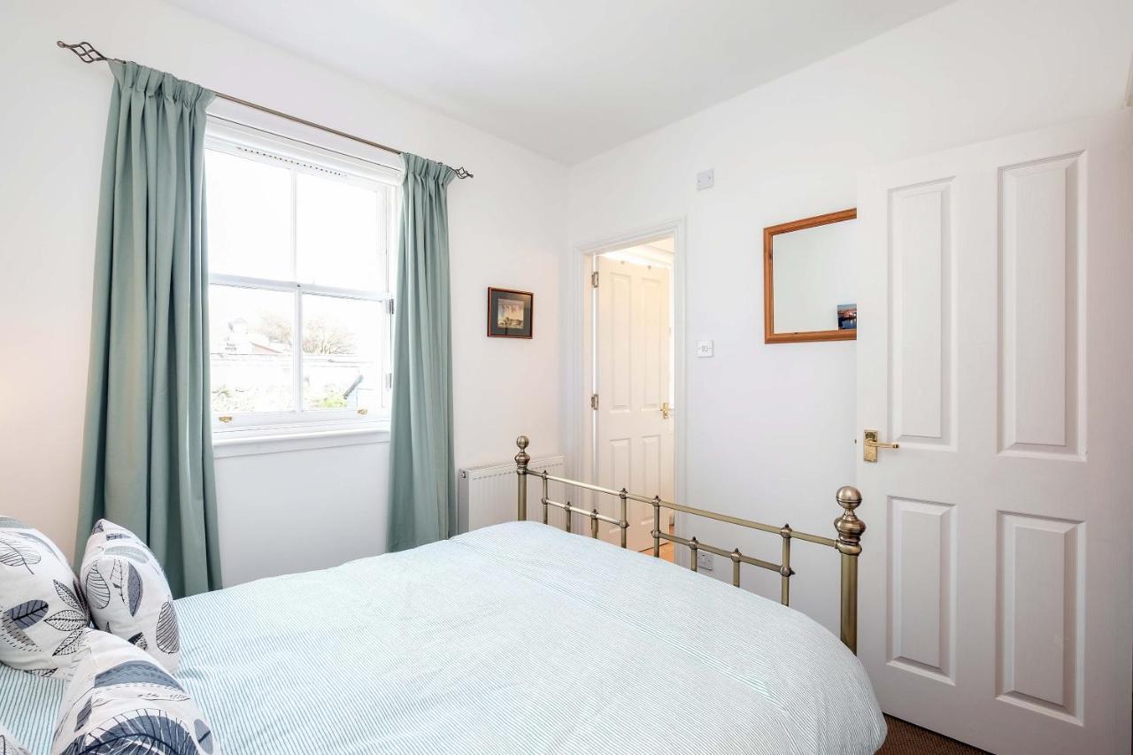 Sea Whisper- Lovely Home In Charming Village Pittenweem Eksteriør billede